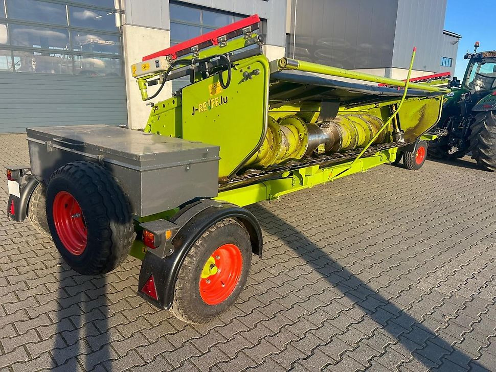 J.Reiff Sarl
Herr Stefan Neukirch - 77 Z.I in den - Forage harvester attachment: picture 3 J.Reiff Sarl
Herr Stefan Neukirch - 77 Z.I in den - Forage harvester attachment: picture 3