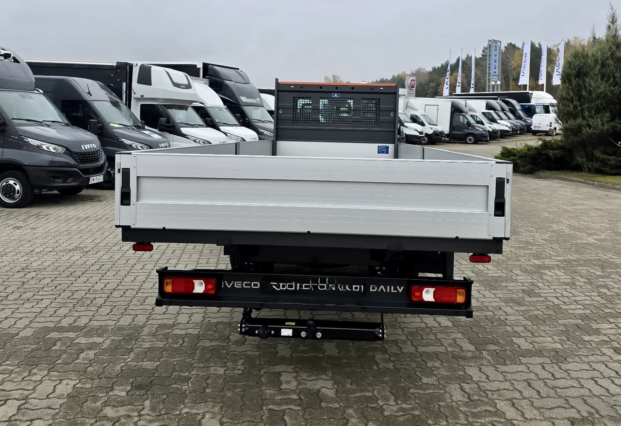 Iveco Daily 50C18 Pritsche 6.1 m - Open body delivery van: picture 4 Iveco Daily 50C18 Pritsche 6.1 m - Open body delivery van: picture 4