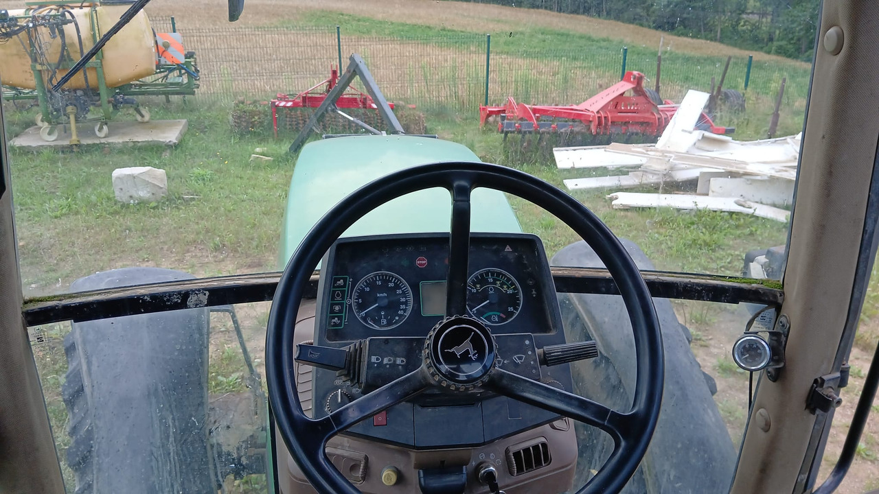 JOHN DEERE 7800 - Farm tractor: picture 5 JOHN DEERE 7800 - Farm tractor: picture 5