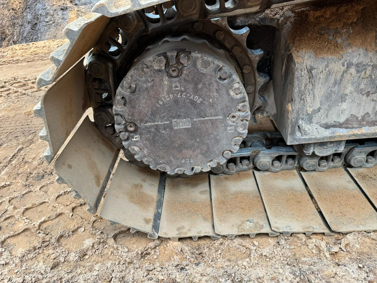 KOMATSU PC210LC-11 - Crawler excavator: picture 4 KOMATSU PC210LC-11 - Crawler excavator: picture 4