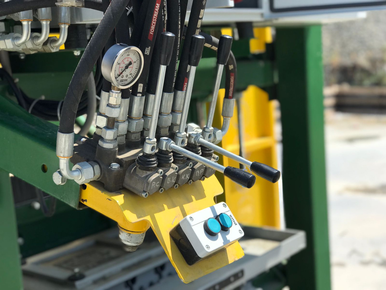 Block making machine Economic Hollow Block Machine: picture 9