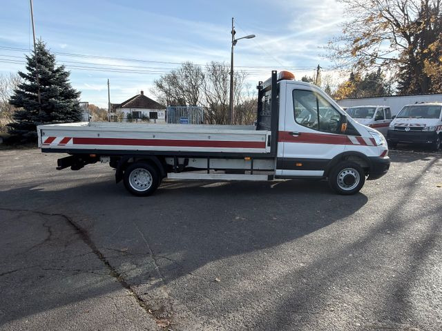 Ford Transit Pritsche - Open body delivery van: picture 5 Ford Transit Pritsche - Open body delivery van: picture 5