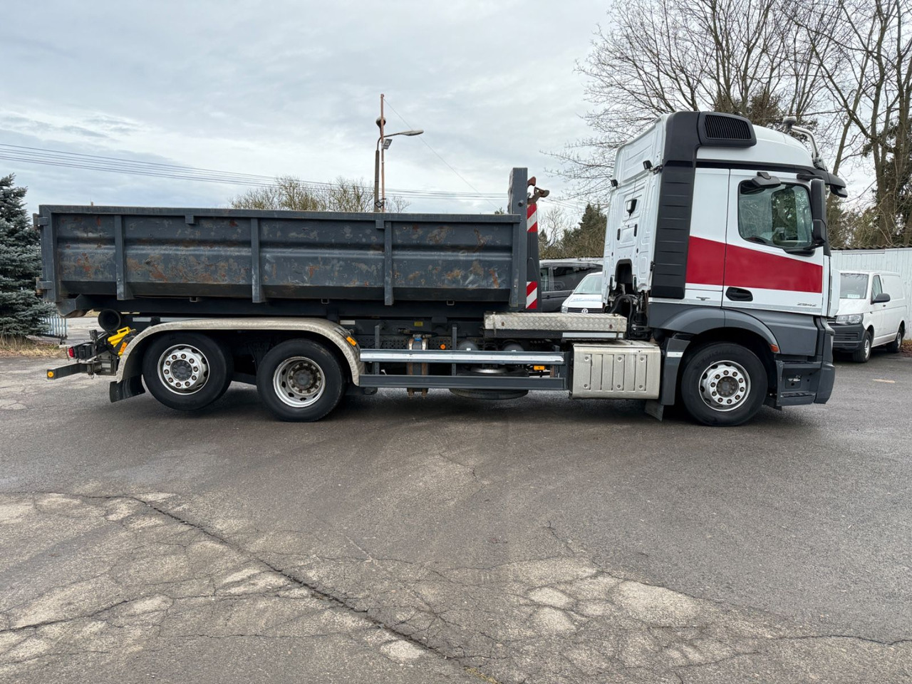 Mercedes-Benz Actros 2542 Abrollkipper mit Container - Hook lift truck: picture 5 Mercedes-Benz Actros 2542 Abrollkipper mit Container - Hook lift truck: picture 5