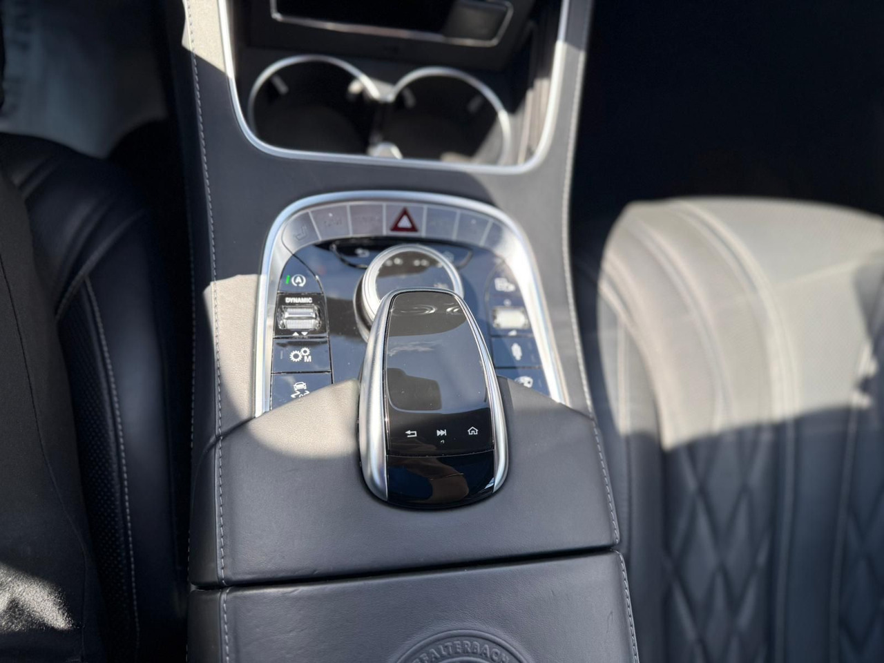 Coupe Mercedes-Benz S 63 AMG S -Klasse Coupe S 63 AMG 4Matic+: picture 10