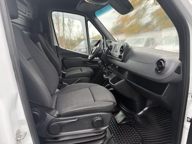 Panel van Mercedes-Benz Sprinter 317 CDI: picture 12
