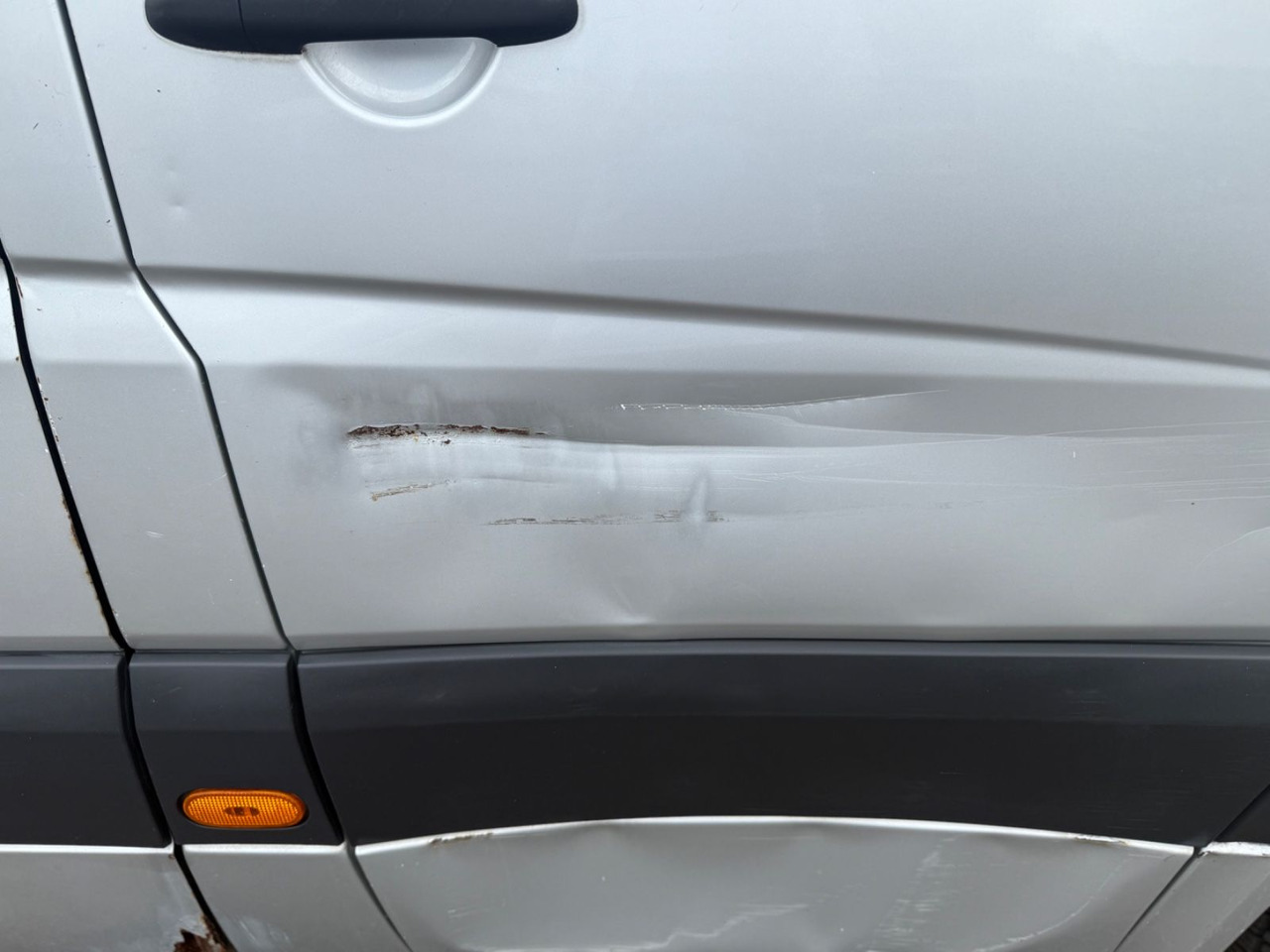 Mercedes-Benz Sprinter II Kasten 219 CDI  Automatik - Small van: picture 3 Mercedes-Benz Sprinter II Kasten 219 CDI  Automatik - Small van: picture 3