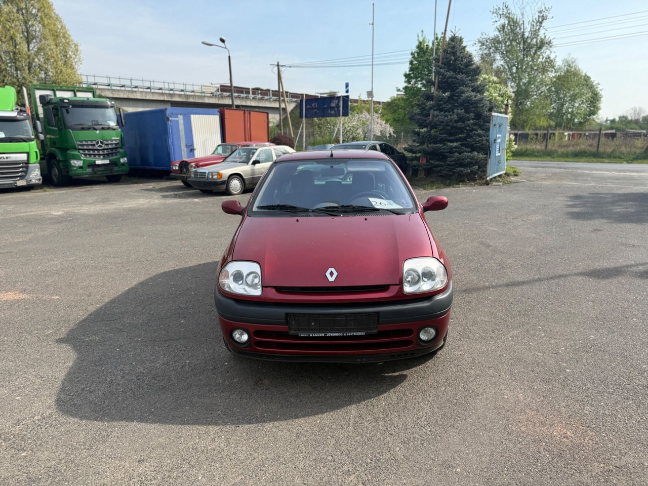 Sedan Renault Clio Basis 1.2 HU: picture 1