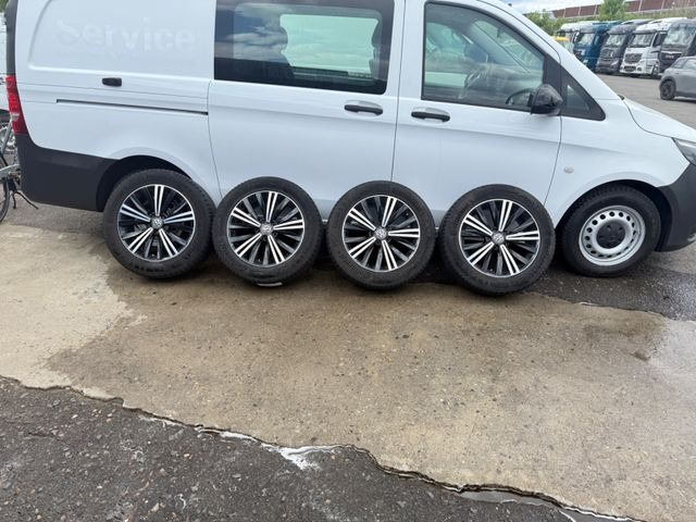 SUV Volkswagen Tiguan Highline BMT/Start-Stopp 4Motion: picture 15 SUV Volkswagen Tiguan Highline BMT/Start-Stopp 4Motion: picture 15