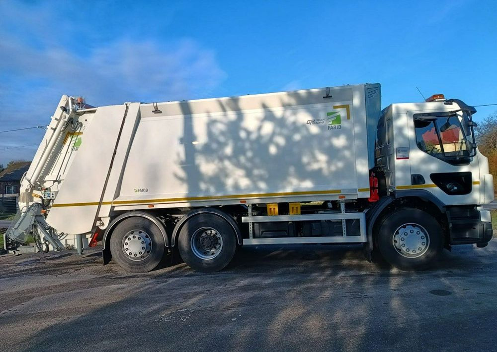 Renault D Wide 26 - Garbage truck: picture 4 Renault D Wide 26 - Garbage truck: picture 4