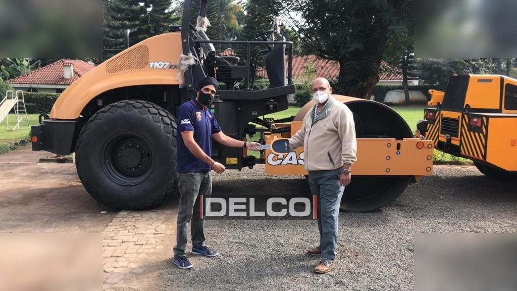 CASE 1107EX - Roller: picture 1 CASE 1107EX - Roller: picture 1