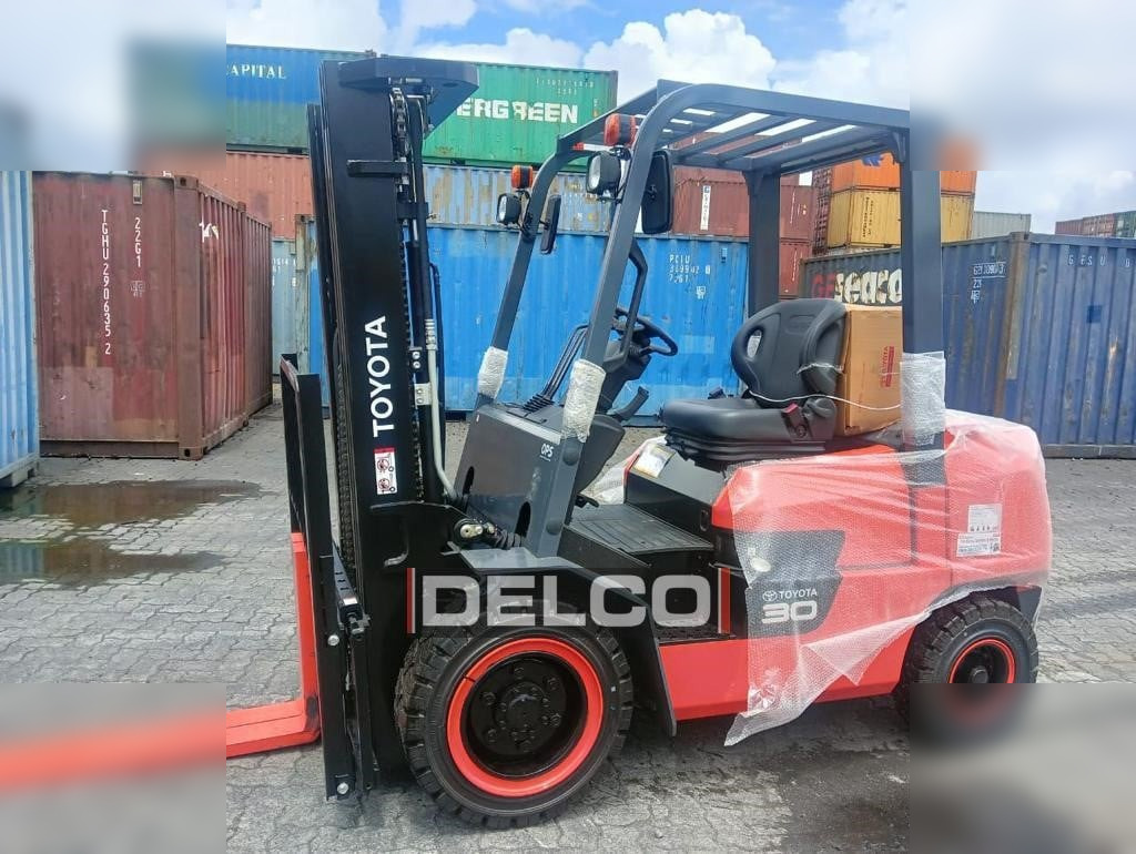 TOYOTA FDZN30 - Forklift: picture 2 TOYOTA FDZN30 - Forklift: picture 2