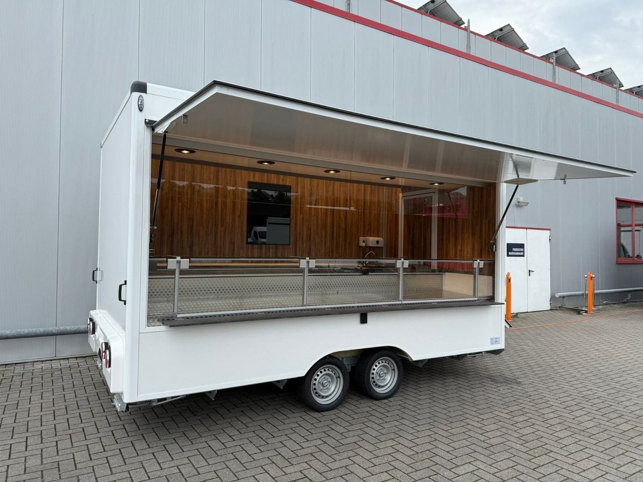 Esselmann Karello 4.2 ESSELMANN - Vending trailer: picture 3 Esselmann Karello 4.2 ESSELMANN - Vending trailer: picture 3
