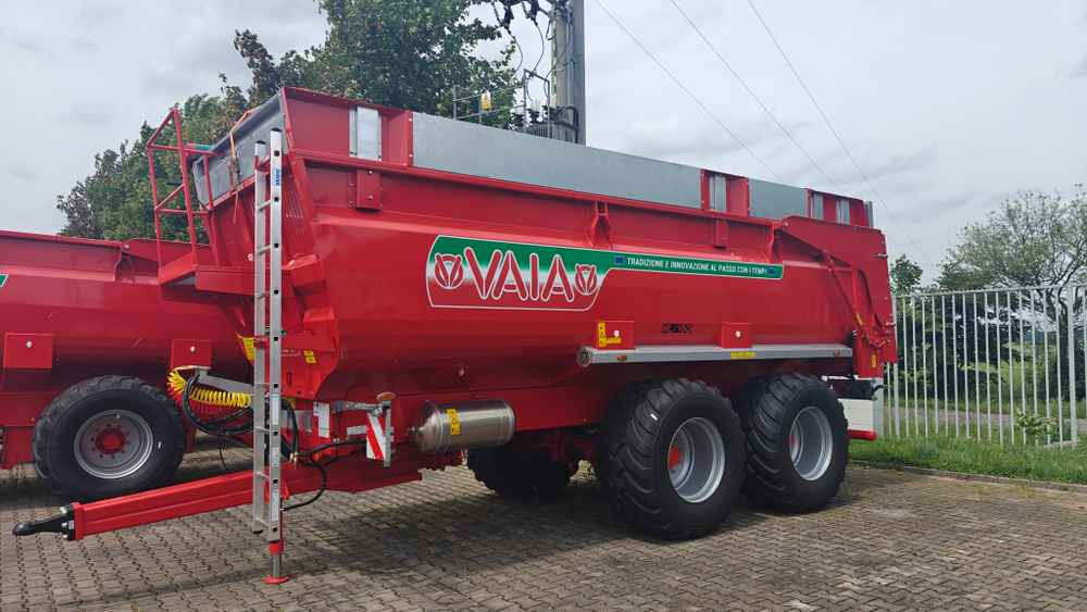 VAIA NL160 (2 axle trailer) - Tedding equipment: picture 5 VAIA NL160 (2 axle trailer) - Tedding equipment: picture 5