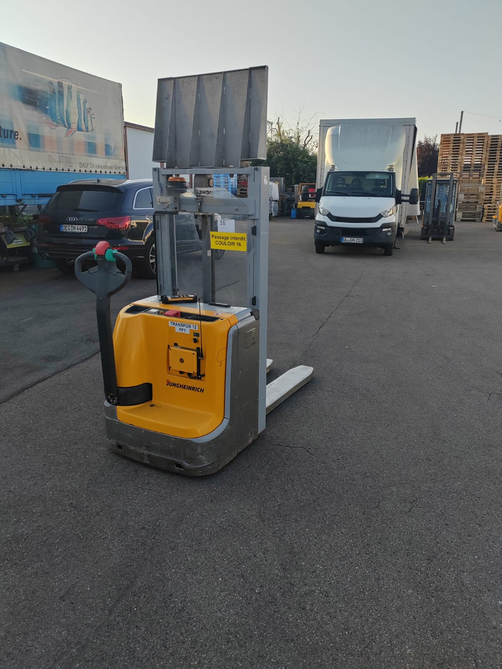 Jungheinrich EJC 112z/ remote control/ acid protect/ initial/ 511h leasing Jungheinrich EJC 112z/ remote control/ acid protect/ initial/ 511h: picture 8