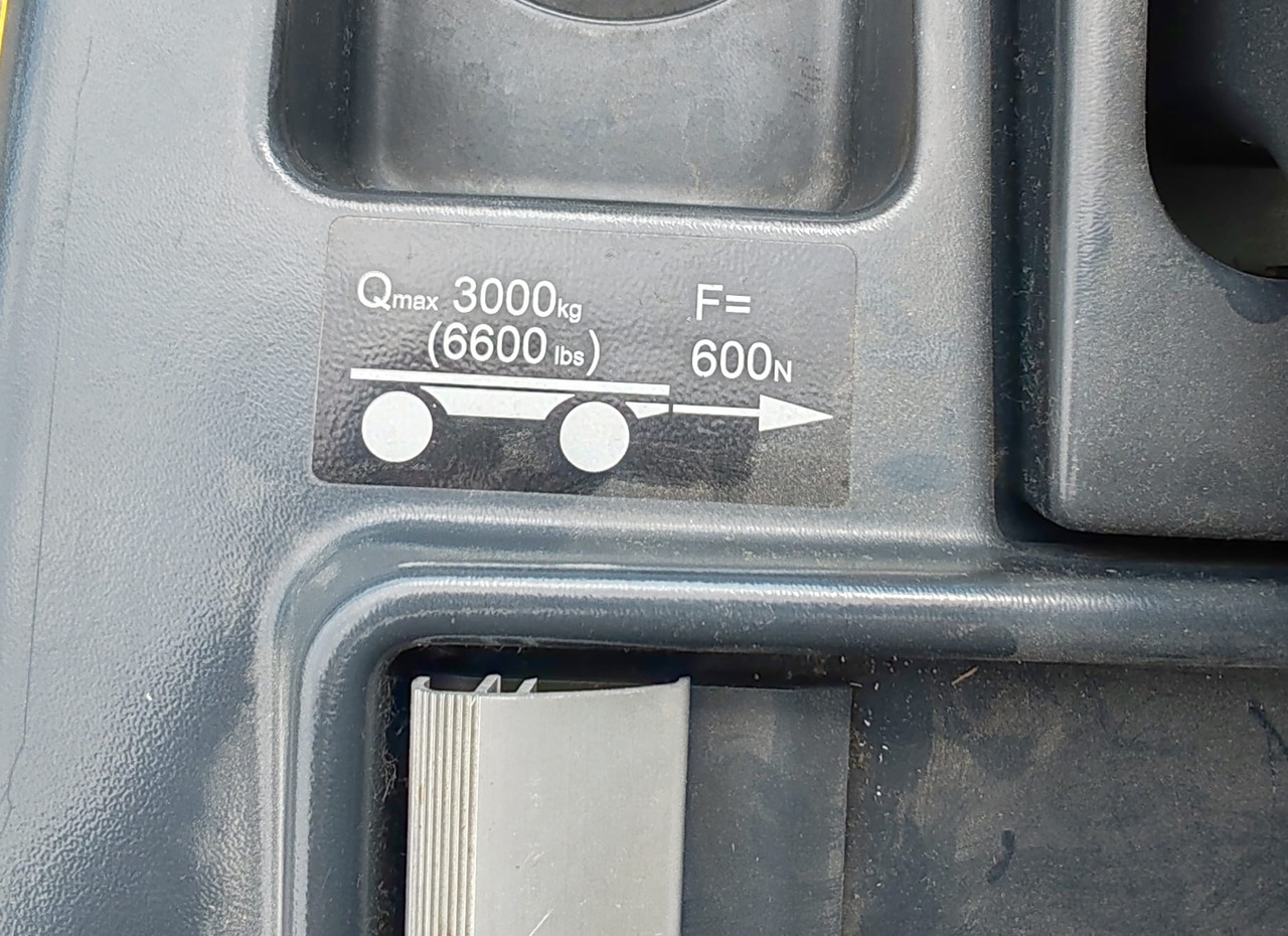 Jungheinrich EZS130 Li-Ion 2019yy/ 769mh - Tow tractor: picture 5 Jungheinrich EZS130 Li-Ion 2019yy/ 769mh - Tow tractor: picture 5