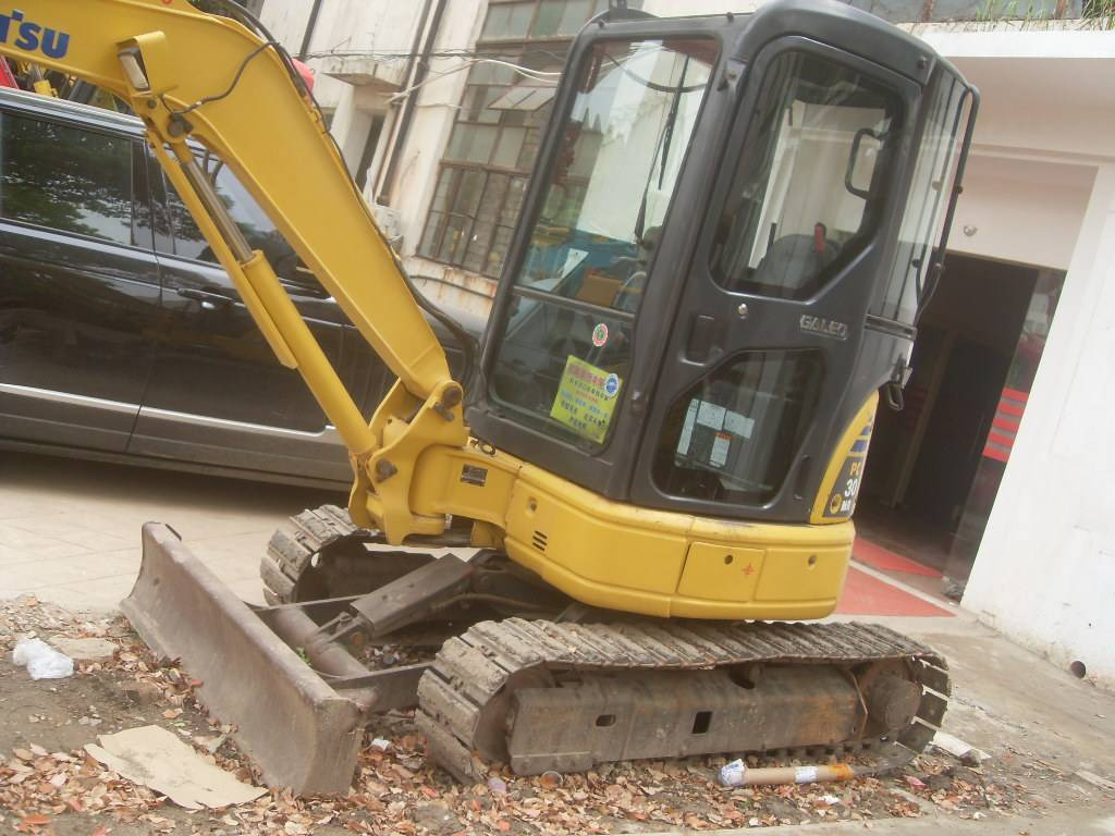 Komatsu PC30MR - Mini excavator: picture 1 Komatsu PC30MR - Mini excavator: picture 1