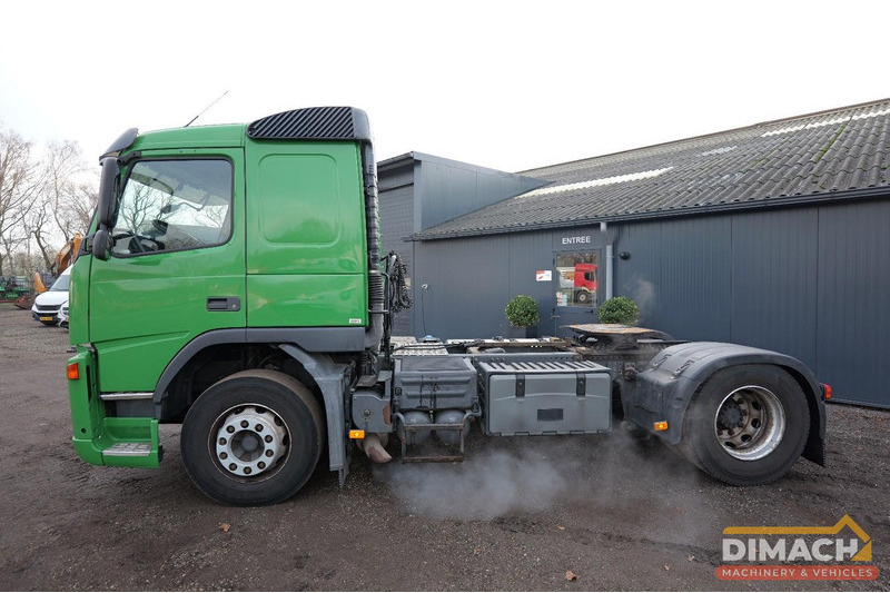 Volvo FM 300 4X2 4x2 FM - airco - low km - 22.5 banden - NL truck - i shift - blad lucht geveerd - Tractor unit: picture 3 Volvo FM 300 4X2 4x2 FM - airco - low km - 22.5 banden - NL truck - i shift - blad lucht geveerd - Tractor unit: picture 3