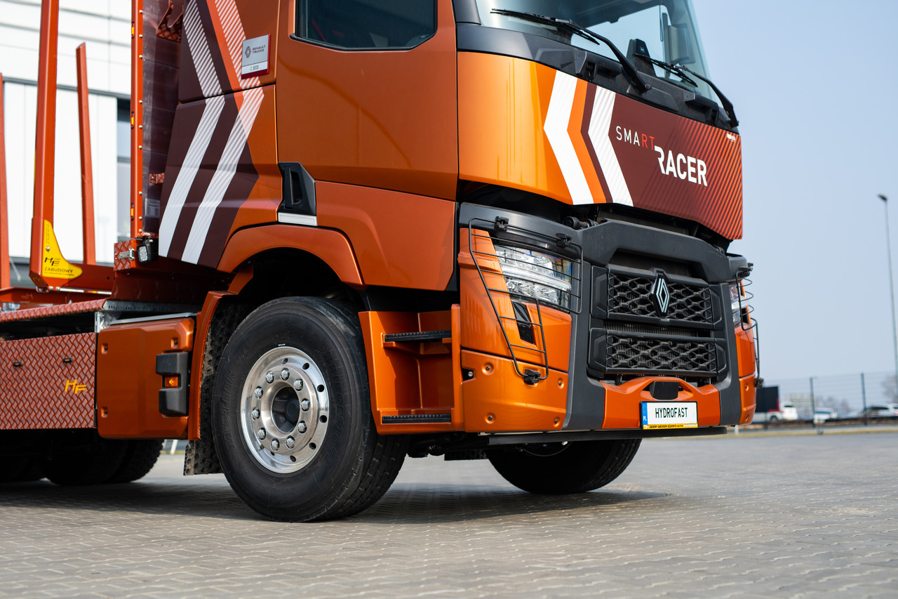 RENAULT TRUCKS C P6X4 Zabudowa do transportu drewna / Timber transport truck / Holztransportwagen/Camion de transport lemn - Timber truck, Electric truck: picture 2 RENAULT TRUCKS C P6X4 Zabudowa do transportu drewna / Timber transport truck / Holztransportwagen/Camion de transport lemn - Timber truck, Electric truck: picture 2