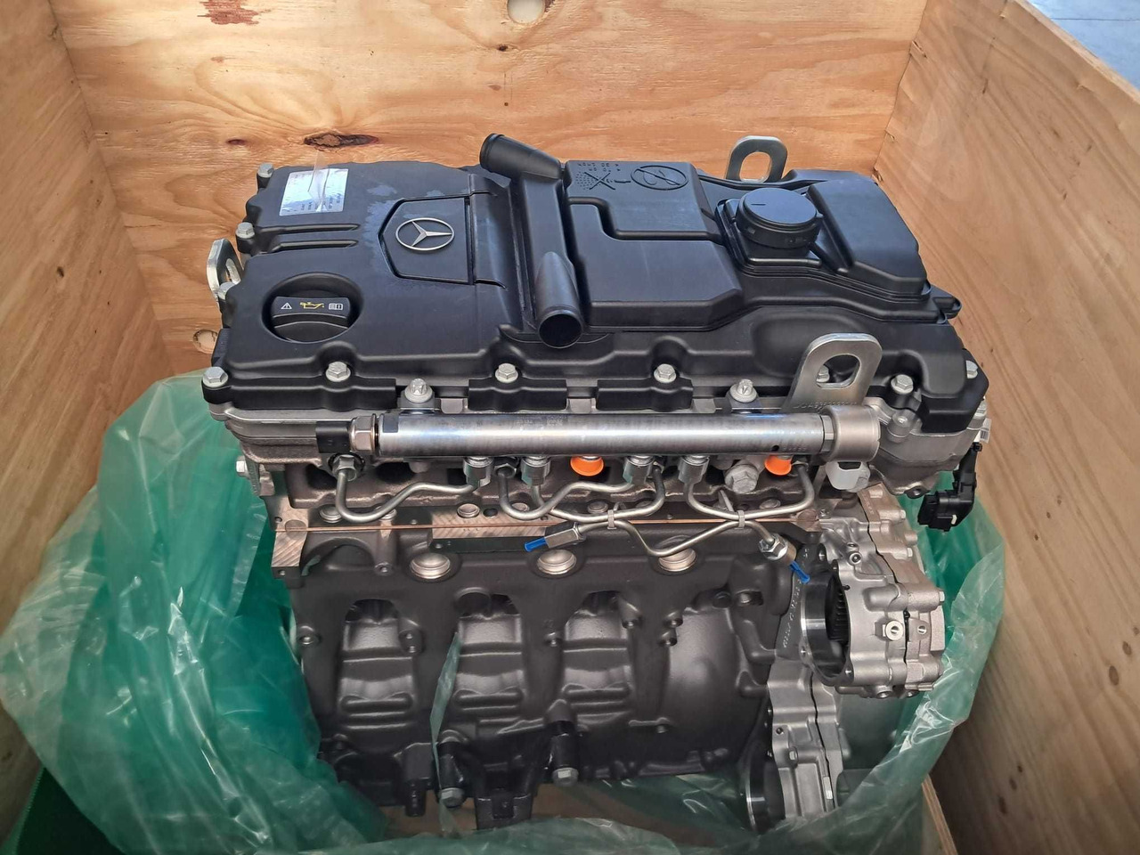 Silnik Nowy do Mercedes om 934.972 MTU ROPA Bell Deutz - Engine: picture 1 Silnik Nowy do Mercedes om 934.972 MTU ROPA Bell Deutz - Engine: picture 1