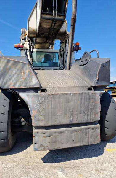 Terex TFC 45 - Reach stacker: picture 5 Terex TFC 45 - Reach stacker: picture 5