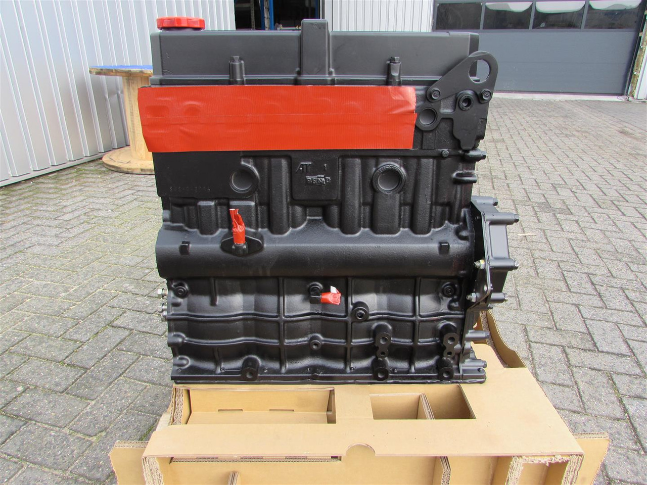 Mitsubishi RECON S4S-DT long block - Engine for Loader: picture 2 Mitsubishi RECON S4S-DT long block - Engine for Loader: picture 2