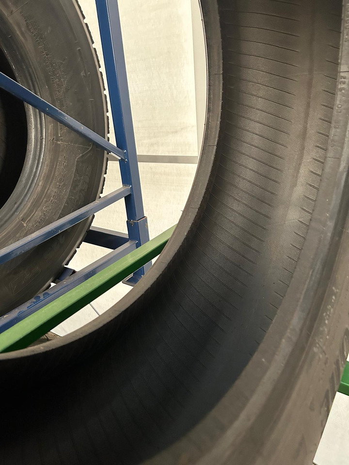 MICHELIN - Tire for Trailer: picture 5 MICHELIN - Tire for Trailer: picture 5