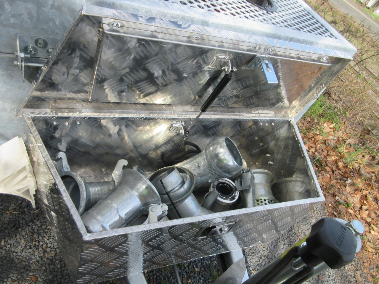 New Directional boring machine M-Vac 1500 Vacuum system specialized for drilling mud / vacuum container 1500l: picture 11 New Directional boring machine M-Vac 1500 Vacuum system specialized for drilling mud / vacuum container 1500l: picture 11