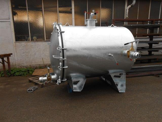 New Drilling rig S-Vac 8.5m³ Saugfass Druckfass Vacuum suction systems are are fully integrated at the HDD jobsite from today.: picture 9