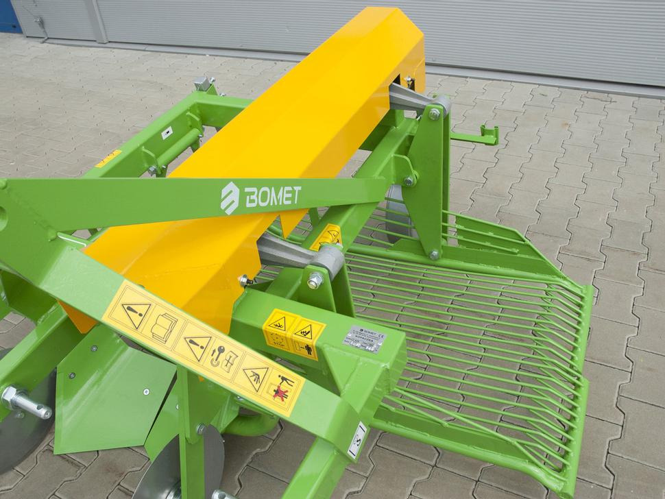 New Potato harvester Bomet Siebkettenroder / Potato digger / Arracheuse de pomme de terre / Scavapatate / Однорядная картофельная копалка / Kopaczka do ziemniaków Ursa Z655: picture 6