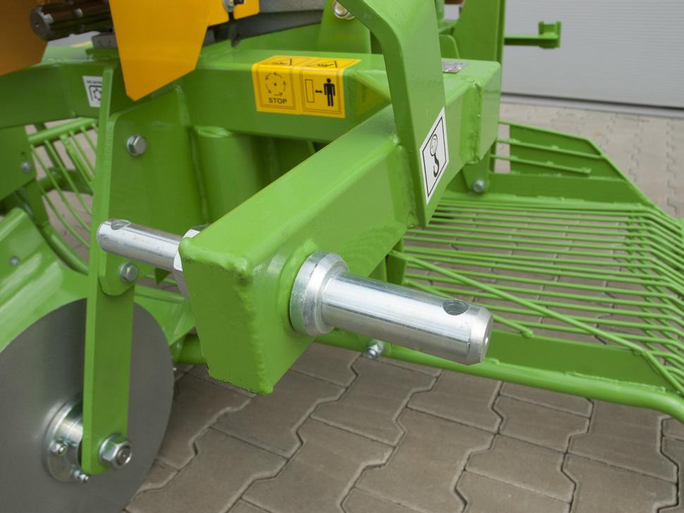 New Potato harvester Bomet Siebkettenroder / Potato digger / Arracheuse de pomme de terre / Scavapatate / Однорядная картофельная копалка / Kopaczka do ziemniaków Ursa Z655: picture 7