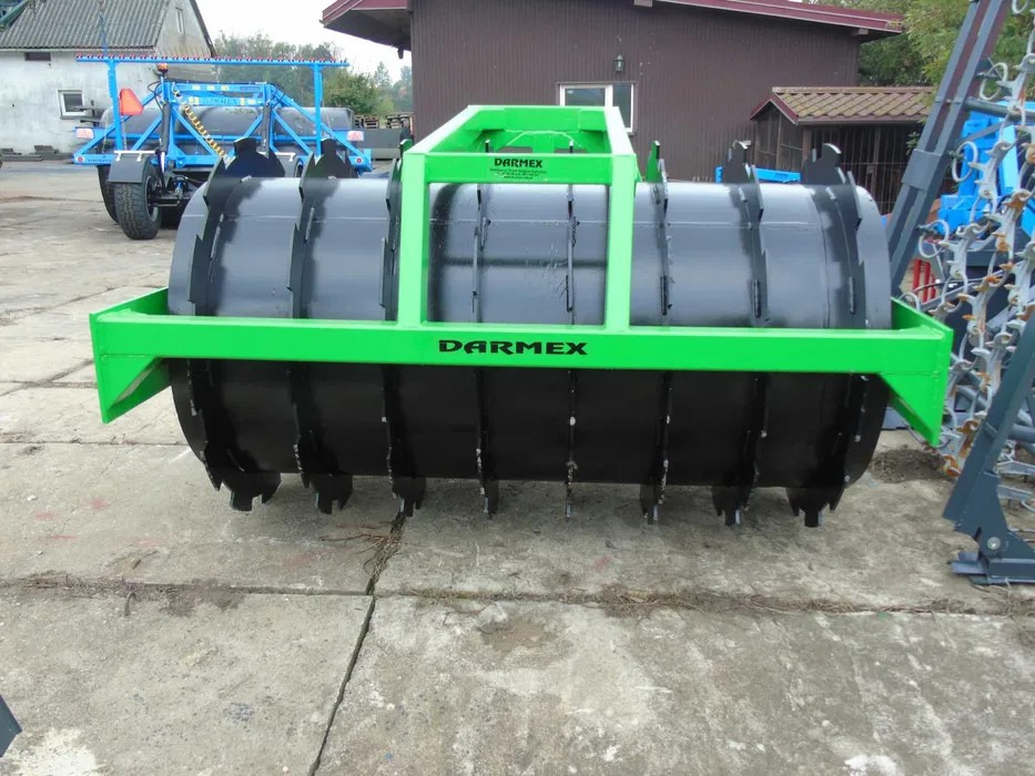 Darmex Silowalze / Silage compaction roller / Rouleau de l’ensilage / Rullo /Rodillo / Wał do gniecenia pryzm 2,2 m - Farm roller: picture 2 Darmex Silowalze / Silage compaction roller / Rouleau de l’ensilage / Rullo /Rodillo / Wał do gniecenia pryzm 2,2 m - Farm roller: picture 2