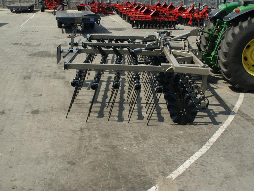 ROLEX Mulchegge / Mulch harrow / Herse de déchaumage / Erpice pacciamante / Борона для мульчирования / Brona mulczowa 7,5 m - Spring tine harrow: picture 4 ROLEX Mulchegge / Mulch harrow / Herse de déchaumage / Erpice pacciamante / Борона для мульчирования / Brona mulczowa 7,5 m - Spring tine harrow: picture 4