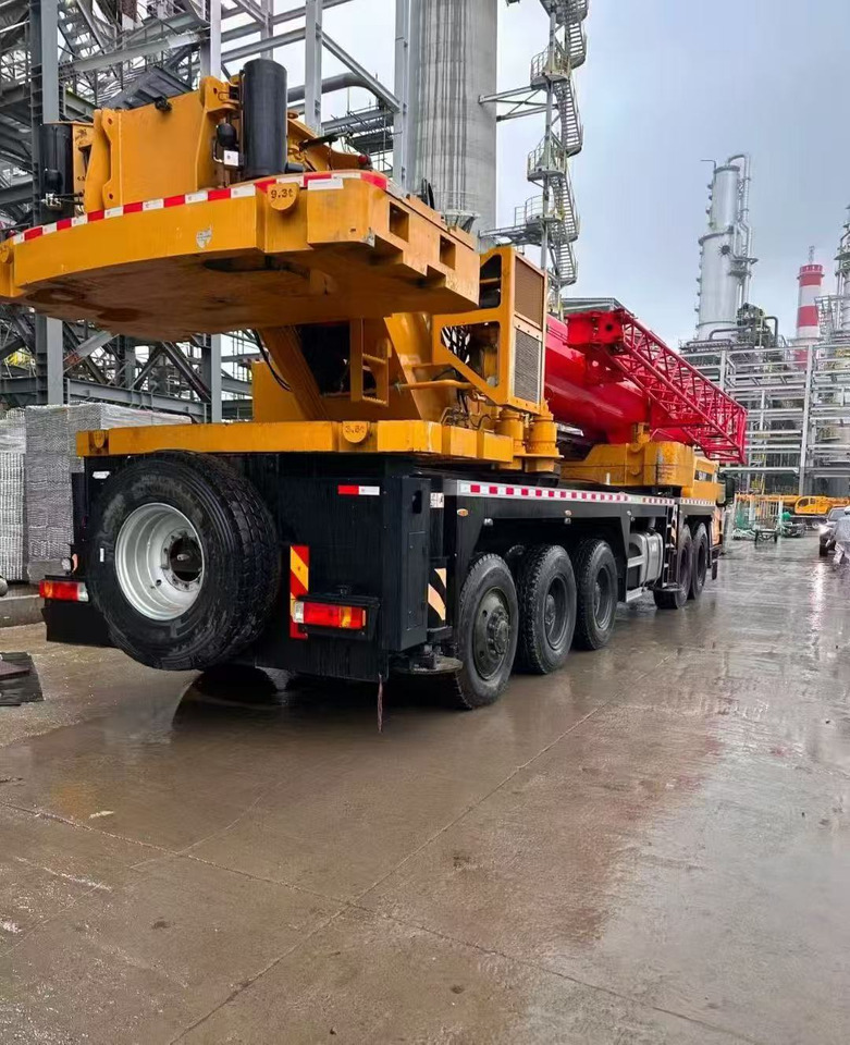 SANY STC1000C7 - Mobile crane: picture 2 SANY STC1000C7 - Mobile crane: picture 2