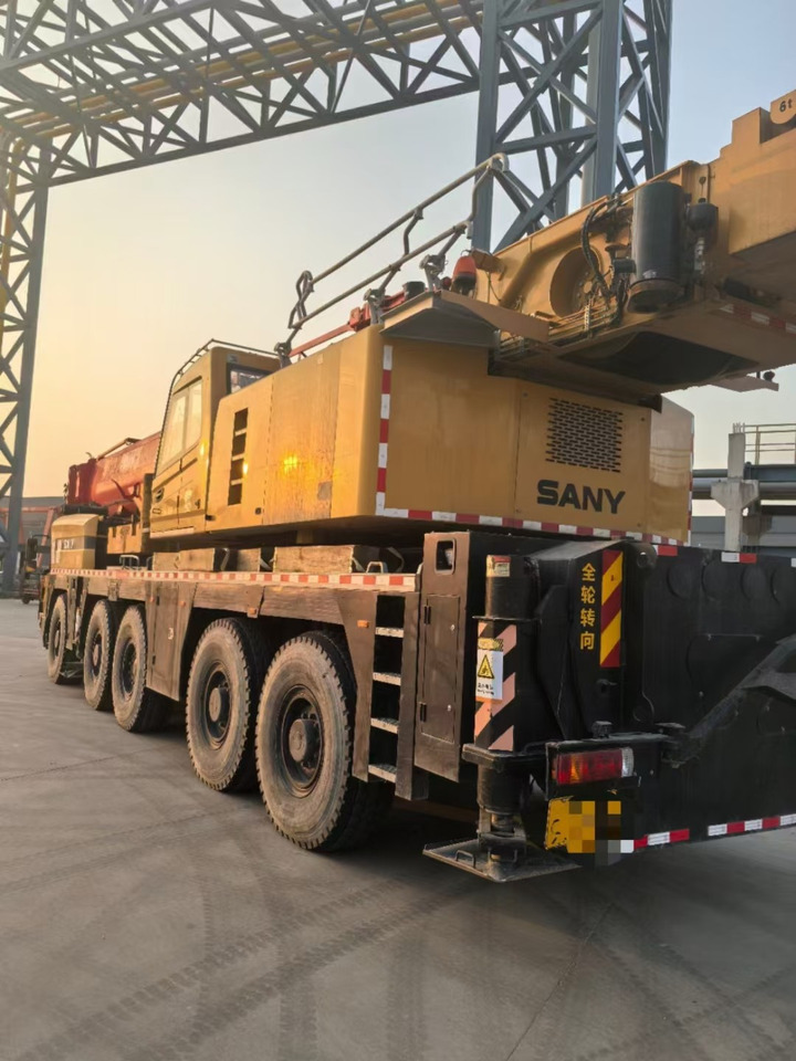 SANY STC260 - Mobile crane: picture 3 SANY STC260 - Mobile crane: picture 3