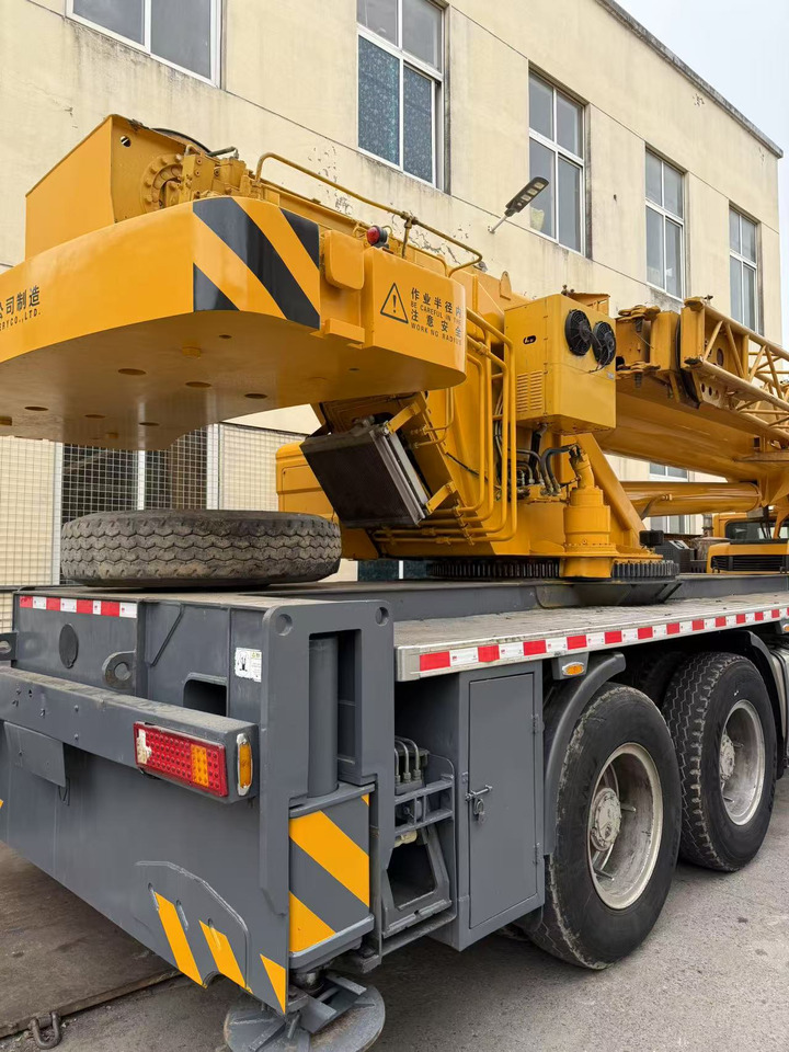 XCMG - Mobile crane: picture 4 XCMG - Mobile crane: picture 4