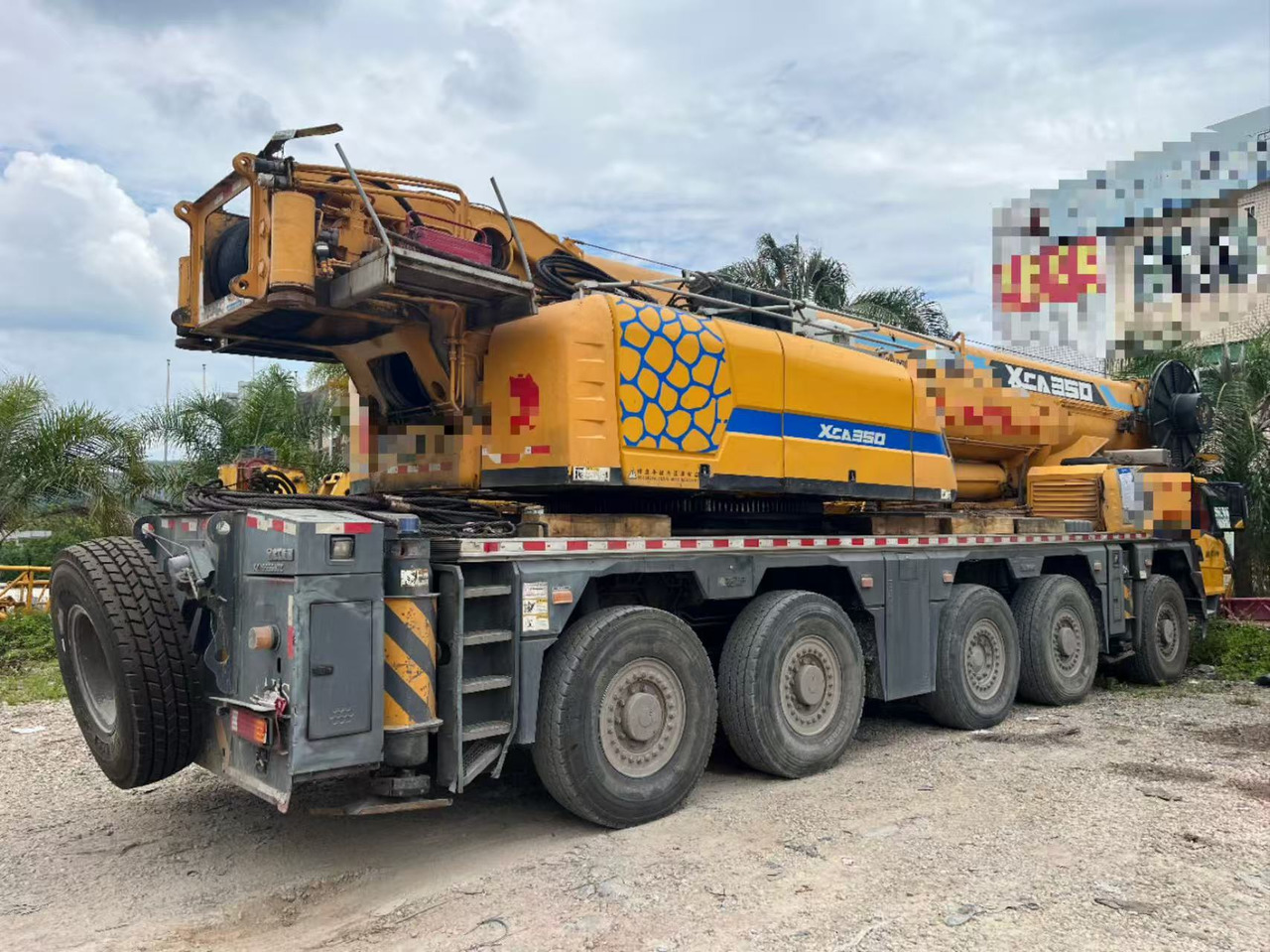 XCMG XCA220 - All terrain crane: picture 2 XCMG XCA220 - All terrain crane: picture 2