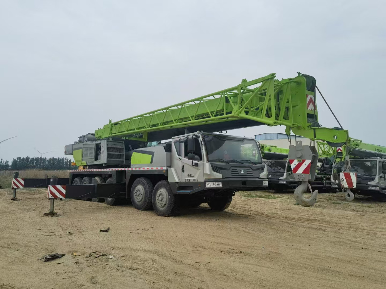 ZOOMLION ZTC1000V - Mobile crane: picture 2 ZOOMLION ZTC1000V - Mobile crane: picture 2