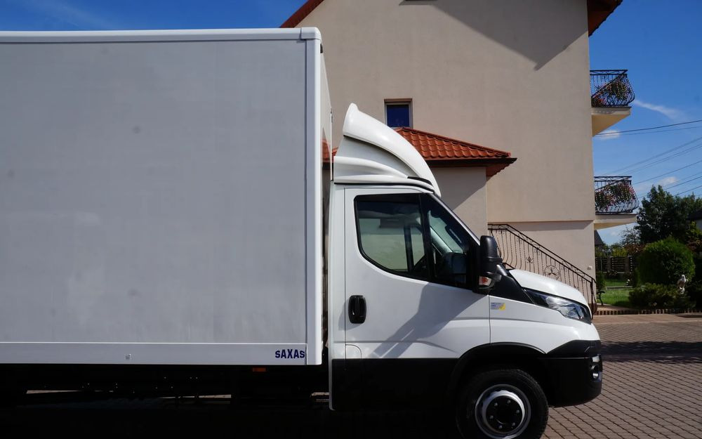Iveco DAILY 72c18 Automat HI-MATIC Kontener 6 m 74 tys km STAN NOWY - Box truck: picture 5 Iveco DAILY 72c18 Automat HI-MATIC Kontener 6 m 74 tys km STAN NOWY - Box truck: picture 5