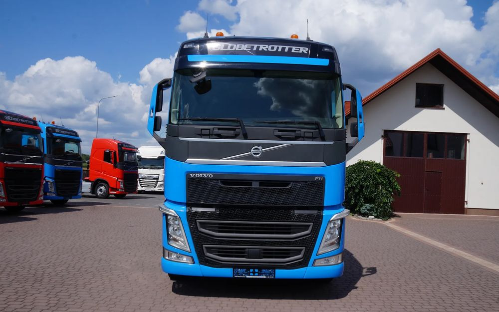 Volvo FH 460 PUSHER 6X2 OŚ SKRĘTNA PODNOSZONA FH 500 - Tractor unit: picture 3 Volvo FH 460 PUSHER 6X2 OŚ SKRĘTNA PODNOSZONA FH 500 - Tractor unit: picture 3