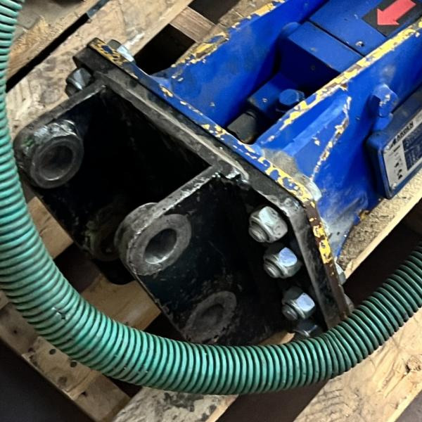 ARDEN AB0082 BRH Brise roche hydraulique - 1 à 3T - Hydraulic hammer: picture 5 ARDEN AB0082 BRH Brise roche hydraulique - 1 à 3T - Hydraulic hammer: picture 5