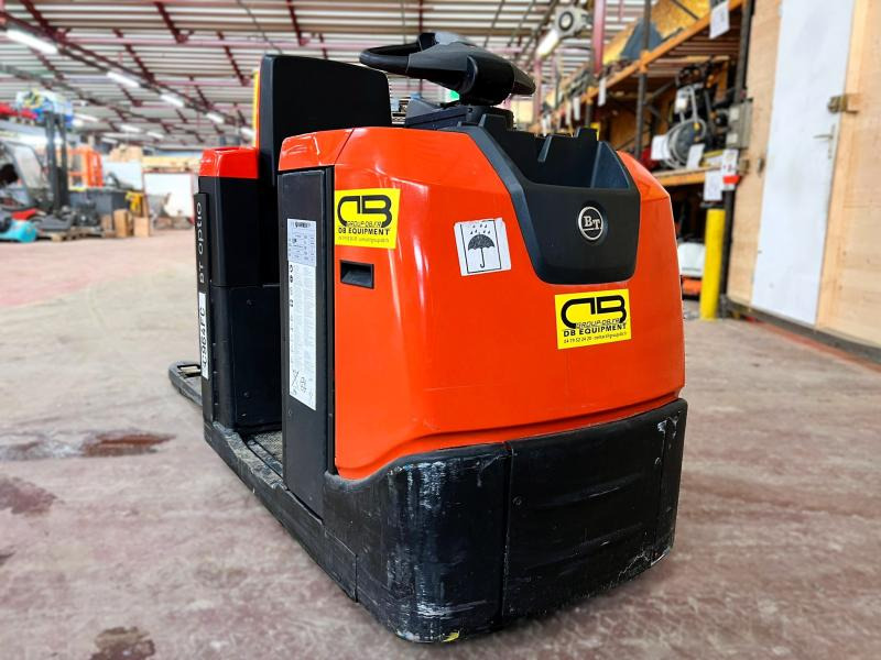 BT OSE250 Gerbeur transpalette électrique - Stacker: picture 3 BT OSE250 Gerbeur transpalette électrique - Stacker: picture 3