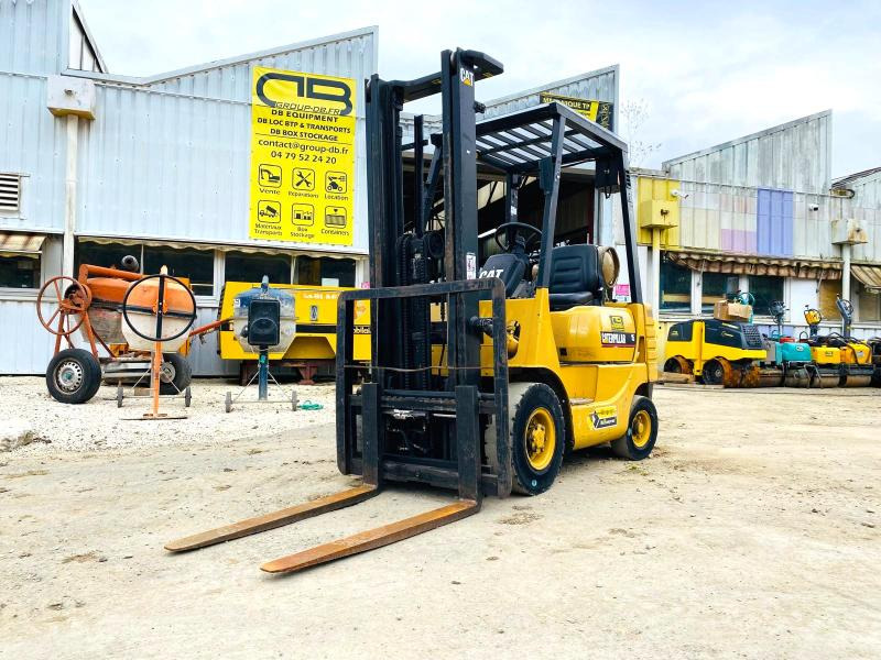 CATERPILLAR Chariot élévateur GP15 - LPG forklift: picture 1 CATERPILLAR Chariot élévateur GP15 - LPG forklift: picture 1