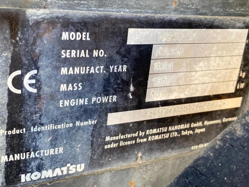 Wheel loader Komatsu WA250-5H Chargeuse à pneus: picture 15