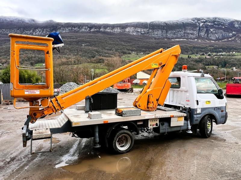 Mazda Bongo Fourgon Nacelle 14,5m - Aerial platform, Commercial vehicle: picture 5 Mazda Bongo Fourgon Nacelle 14,5m - Aerial platform, Commercial vehicle: picture 5