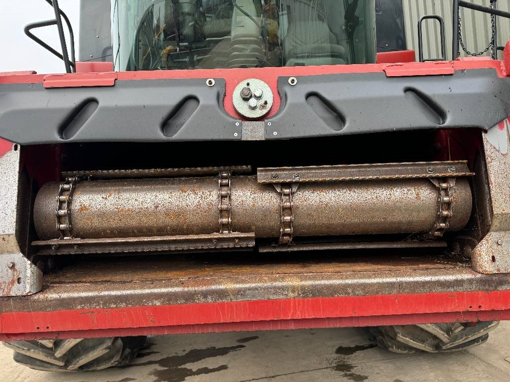 Combine harvester Case IH Axial Flow AFX 8010: picture 20