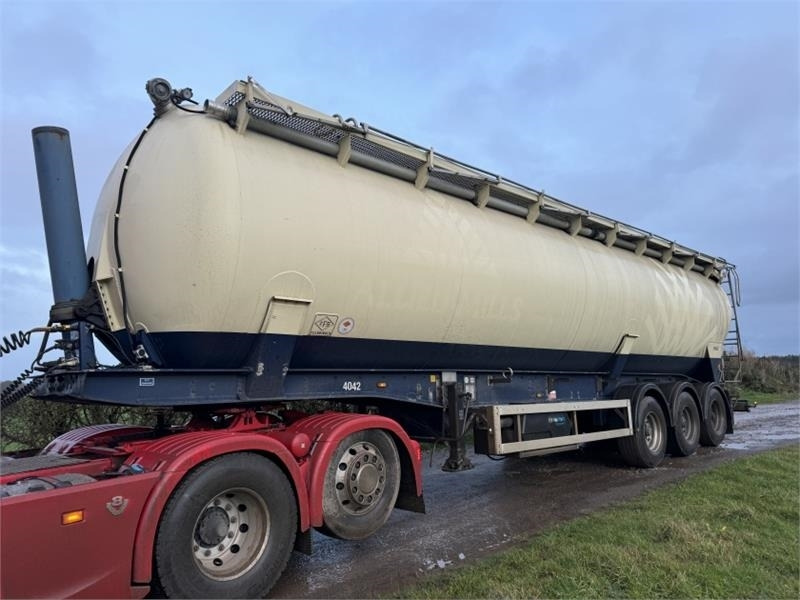Feldbinder Feldbinder 58 Cube Powder Tank - Tank semi-trailer: picture 4 Feldbinder Feldbinder 58 Cube Powder Tank - Tank semi-trailer: picture 4