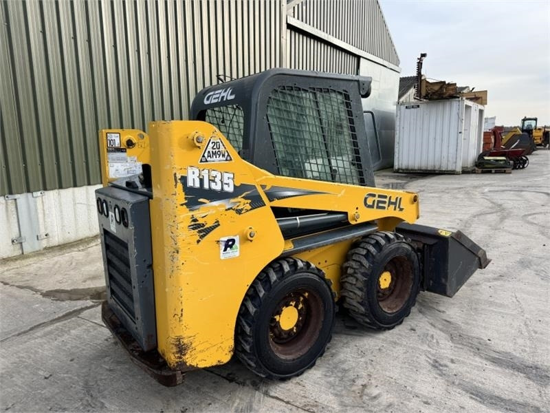 Gehl Gehl R135 Skid Steer - Skid steer loader: picture 4 Gehl Gehl R135 Skid Steer - Skid steer loader: picture 4