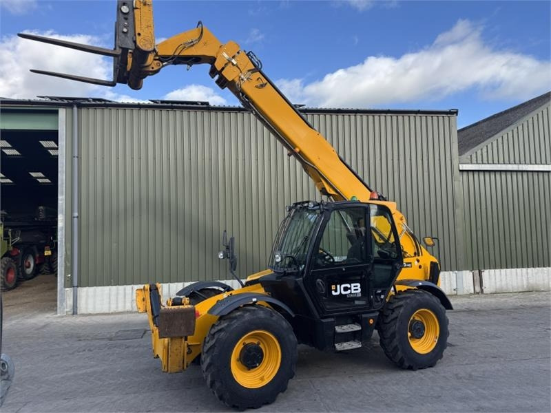 JCB 540-140 Hi Viz  - Telescopic handler: picture 3 JCB 540-140 Hi Viz  - Telescopic handler: picture 3