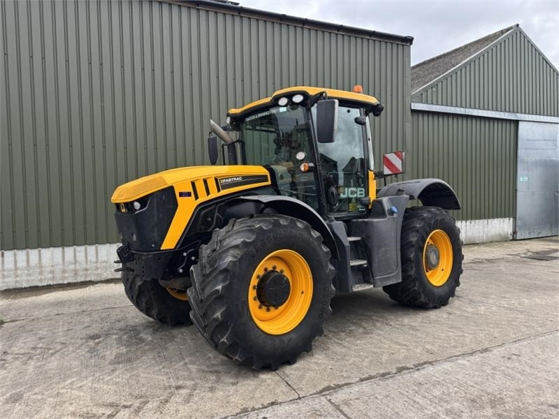 JCB Fastrac 4220 **8000 Hour Warranty** - Farm tractor: picture 1 JCB Fastrac 4220 **8000 Hour Warranty** - Farm tractor: picture 1