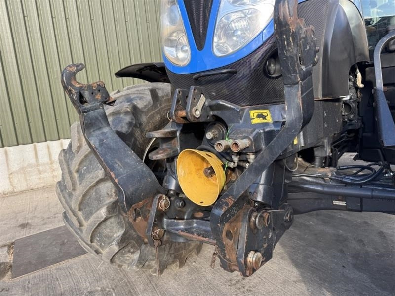 New Holland T7.210 Auto Command - Farm tractor: picture 5 New Holland T7.210 Auto Command - Farm tractor: picture 5